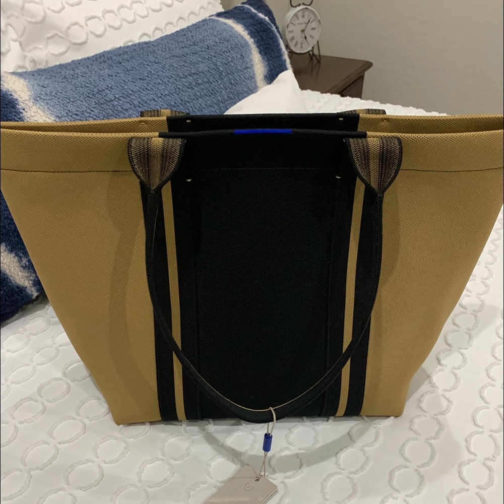 Rothy’s Essential Tote